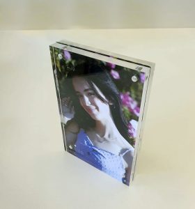 מסגרת אקריליק דו צדדי 10/15