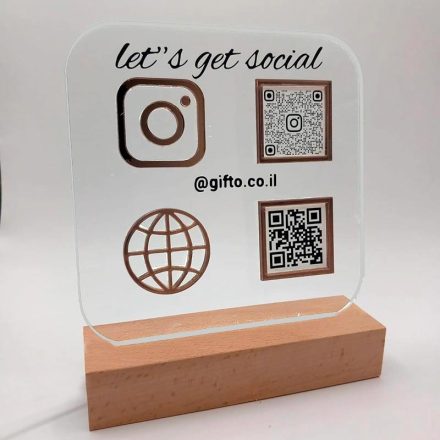מעמד תלת מימד QR Codes ללא תאורה
